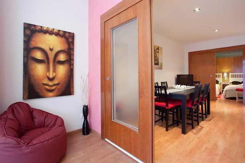 Apbcn Sagrada Familia Font Apartment Barcelona